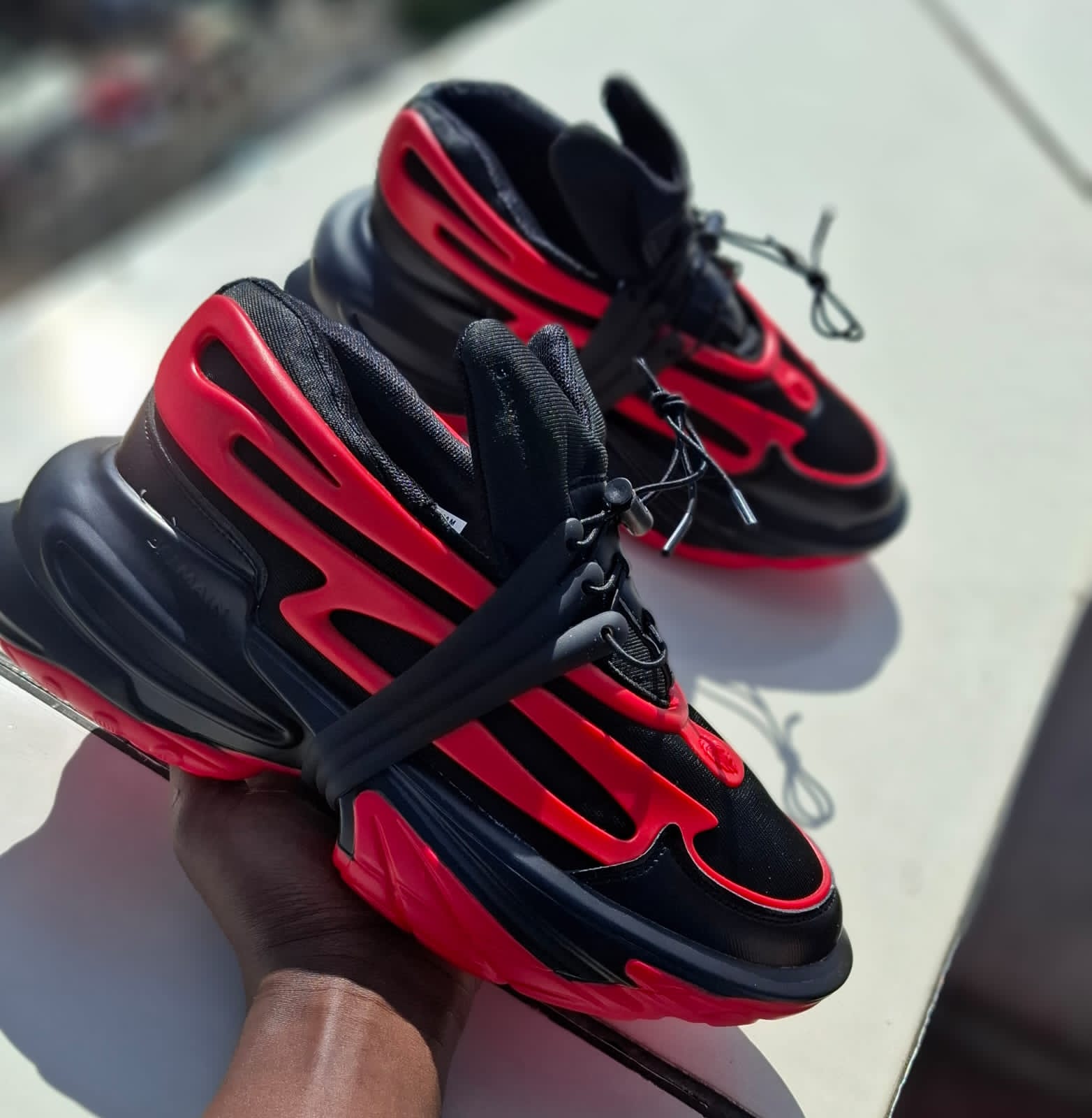 Bal.main Shoes‼️‼️‼️ORIGINAL⚡ NEW ARRIVAL ⚡LATEST⚡ High quality original fashioned men's  🥰 unique sneakers available pure drip for that touch of fashion