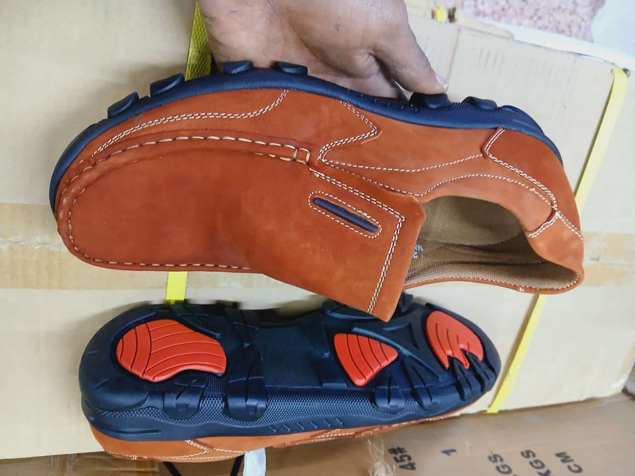 Fashion Men's Laceless 🫶⚡All-terrain outdoor smart casual 💥👌Anti-slip soft soled casual leather loafers 🔥
