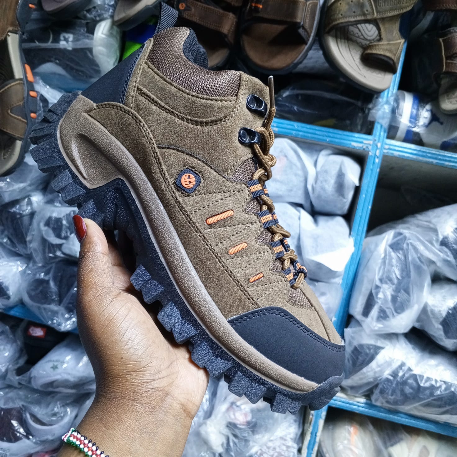 Fashion Men's Hiking SkyView boot 🫶⚡All-terrain outdoor smart casual 💥👌Anti-slip soft soled casual leather suede Hiking SkyView boots 🔥