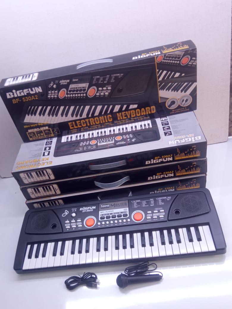 Get ready to rock 🎼 with the BigFun Piano keyboard with microphone 🎤 for that karaoke plug and play and unlock your music 🎶 potential with limitless sound🎤🎼 where music meets fun🤗