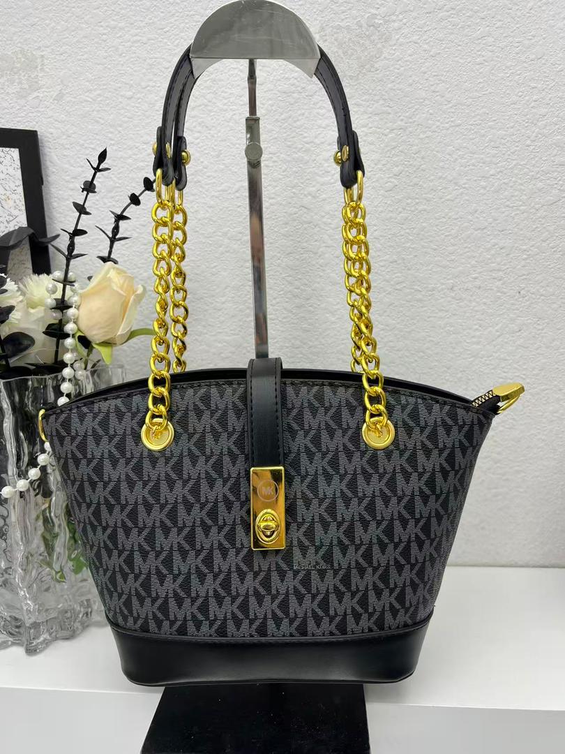 Quality💯 fashion ladies luxury handbags🔥🔥