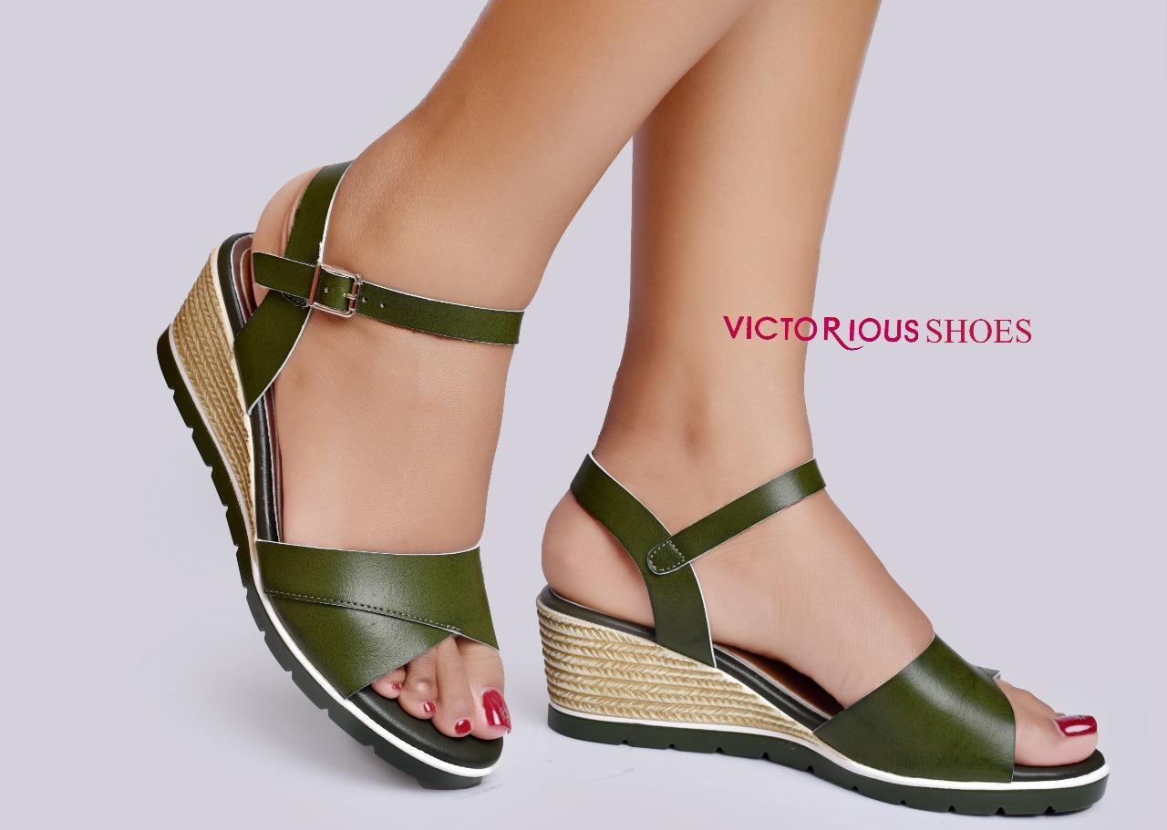 👡 Victorious Stylish Women’s Wedge Sandals ✨ – 🌸 Elegant Cross-Strap Design with Adjustable Buckle | 💃 Comfortable Platform Heel for All-Day Wear | 🏖️ Perfect for Casual, Office & Weekend Outfits