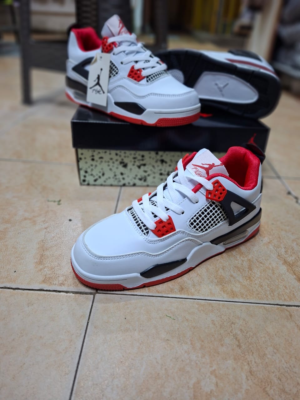🔥👟 Air Jordan 4 Retro Sneakers – Iconic Style Meets Everyday Comfort! 💥Step into the world of legendary street fashion with these Air Jordan Retro Sneakers, designed for those who love comfort,
