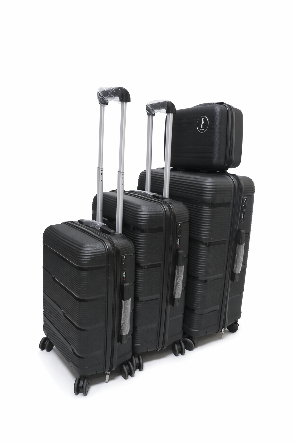 🧳 4 in 1 Hard Shell Luggage Set (Rubber Finish) Travel smart and in style with this 4-in-1 hard shell luggage set — built for durability, security, and smooth movement ✈️