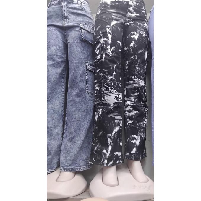 New arrival HIGH QUALITY Classy &  Stylish Trendy Cargo/Mummy-Style Denim Trousers  for Ladies
