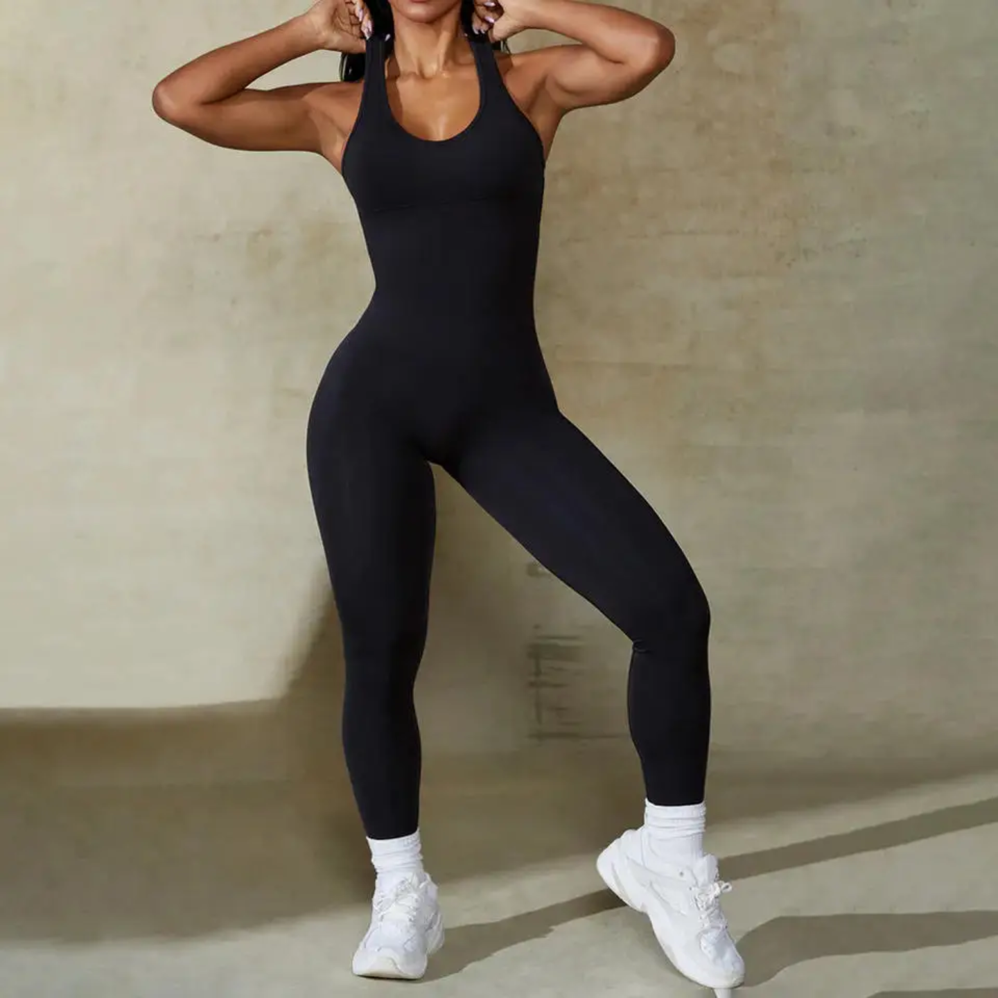 Women’s Yoga Fitness Set with Exposed Backstrap – High-Stretch Workout Top with Chest Pad and Tight Body Design – Stylish Sportswear for Training, Yoga, or Casual Wear – Comfortable, Breathable Fabric