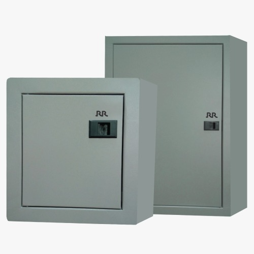 Flush Type Double Door Vertical TPN Distribution Board - Carbon Coated