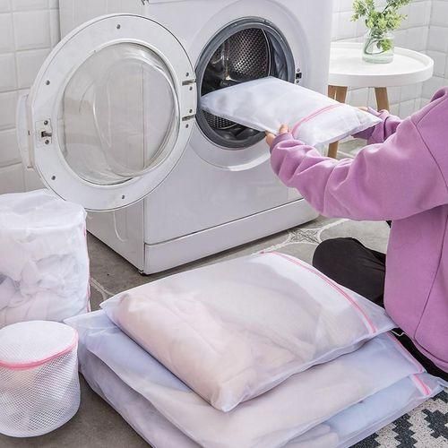 Generic 6in1 mesh laundry bags protects clothes from twisting, wrapping, wrinkles and distortion in the washing machine or dryer. These laundry bags are made of durable and breathable polyester fibre