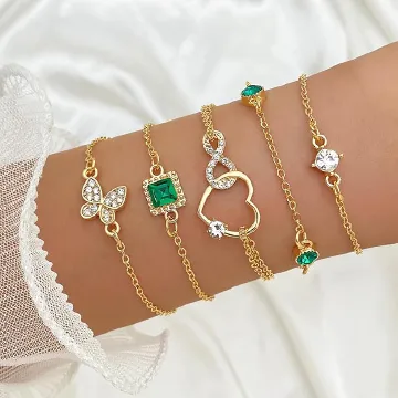 UPHUI 5PCS Women's Gold Bracelet 14K Gold Plated Exquisite Layered Chain Bracelet Adjustable Cute Bracelet Set Gold