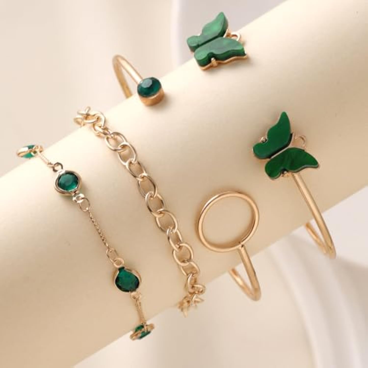 UPHUI 4PCS Women's Jewelry Bracelet Connection Exquisite Butterfly Gold Bracelet Women's Fashion Colorful Water Diamond Butterfly Bracelet Set Women's Layered Stacked Chain Bracelet