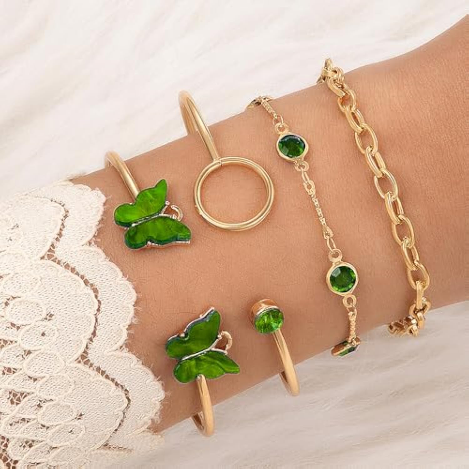 UPHUI 4PCS Women's Jewelry Bracelet Connection Exquisite Butterfly Gold Bracelet Women's Fashion Colorful Water Diamond Butterfly Bracelet Set Women's Layered Stacked Chain Bracelet