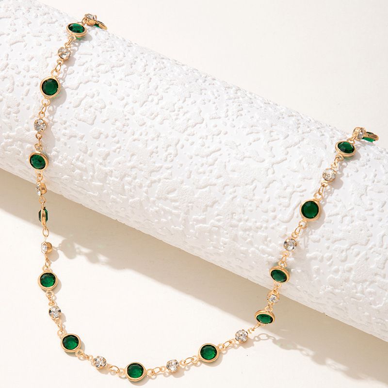 UPHUI Chain Women's Necklace Inlaid With Diamonds Bohemian Green Crystal Necklace Emerald Necklace Exquisite Satellite Necklace Gorgeous Wedding Jewelry Women's Gift Wedding Accessories Dress