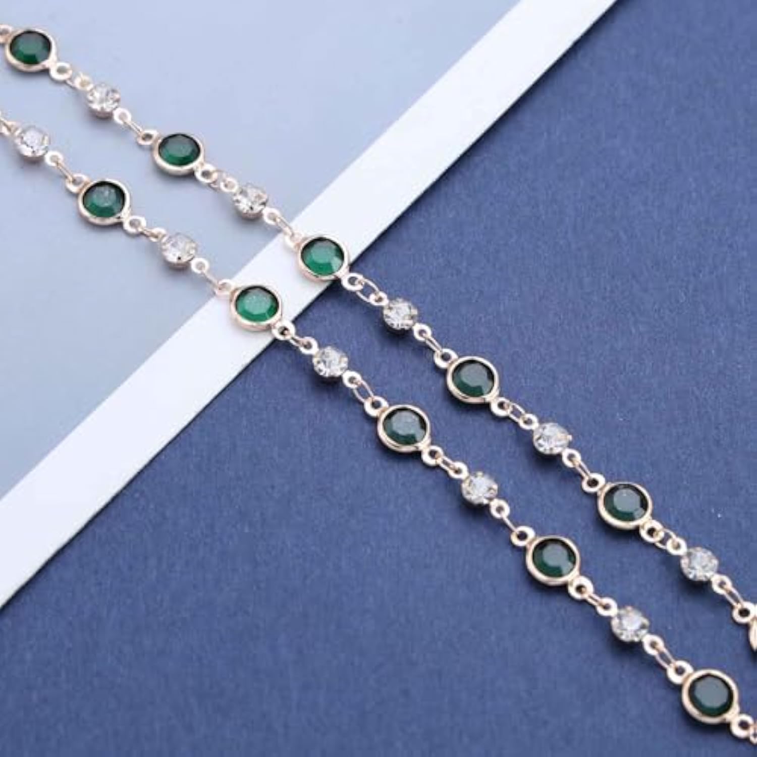 UPHUI Chain Women's Necklace Inlaid With Diamonds Bohemian Green Crystal Necklace Emerald Necklace Exquisite Satellite Necklace Gorgeous Wedding Jewelry Women's Gift Wedding Accessories Dress