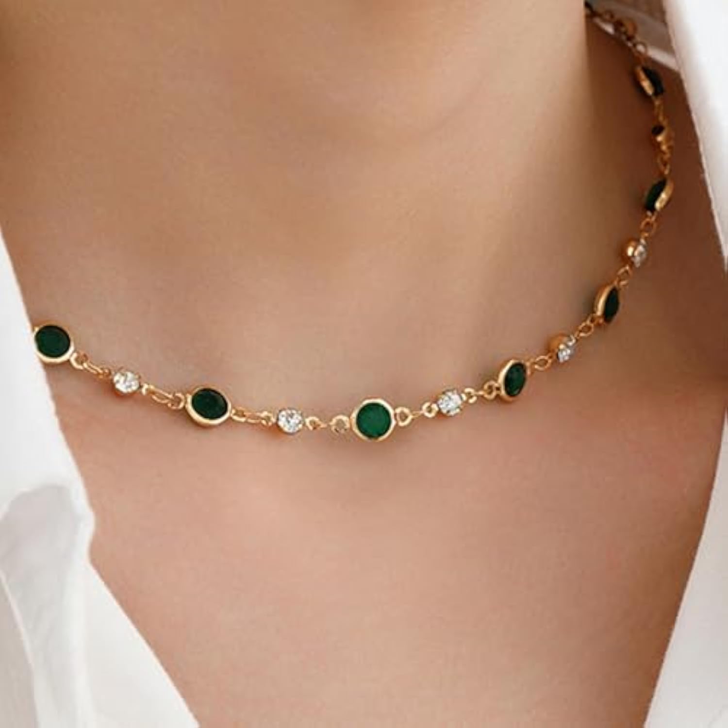 UPHUI Chain Women's Necklace Inlaid With Diamonds Bohemian Green Crystal Necklace Emerald Necklace Exquisite Satellite Necklace Gorgeous Wedding Jewelry Women's Gift Wedding Accessories Dress
