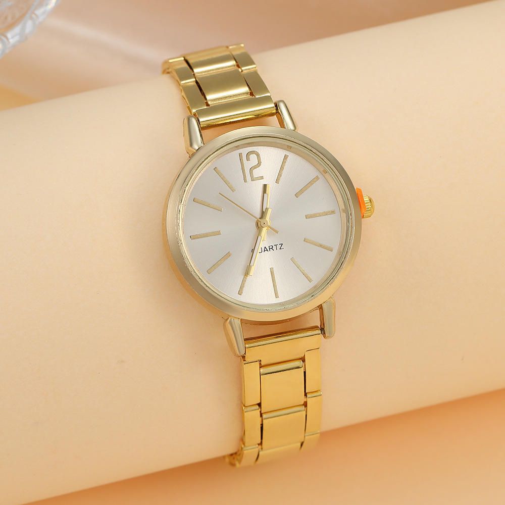 UPHUI Ladies Fashion Simple Digital Alloy with Quartz Watch Bracelet 2pcs Set Luxury Women Simple Dial Ladies Watches
