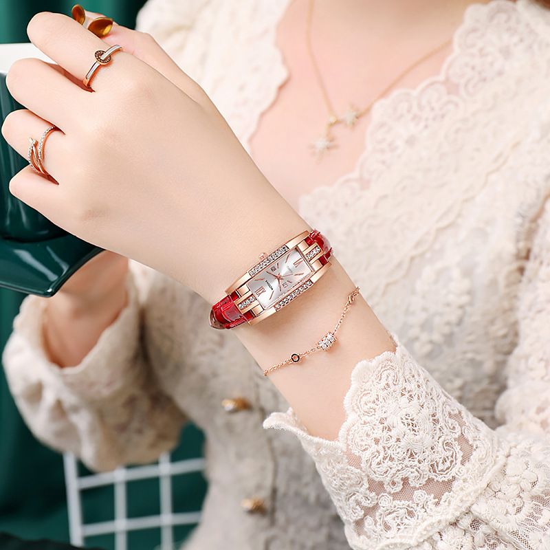 UPHUI 5pcs Stylish Women Rome Square Dial Ladies Leather Wrist Watch Gemstone Bracelet Set Square Belt Watch+ Green Gemstone Jewelry Sets Gift For Girls