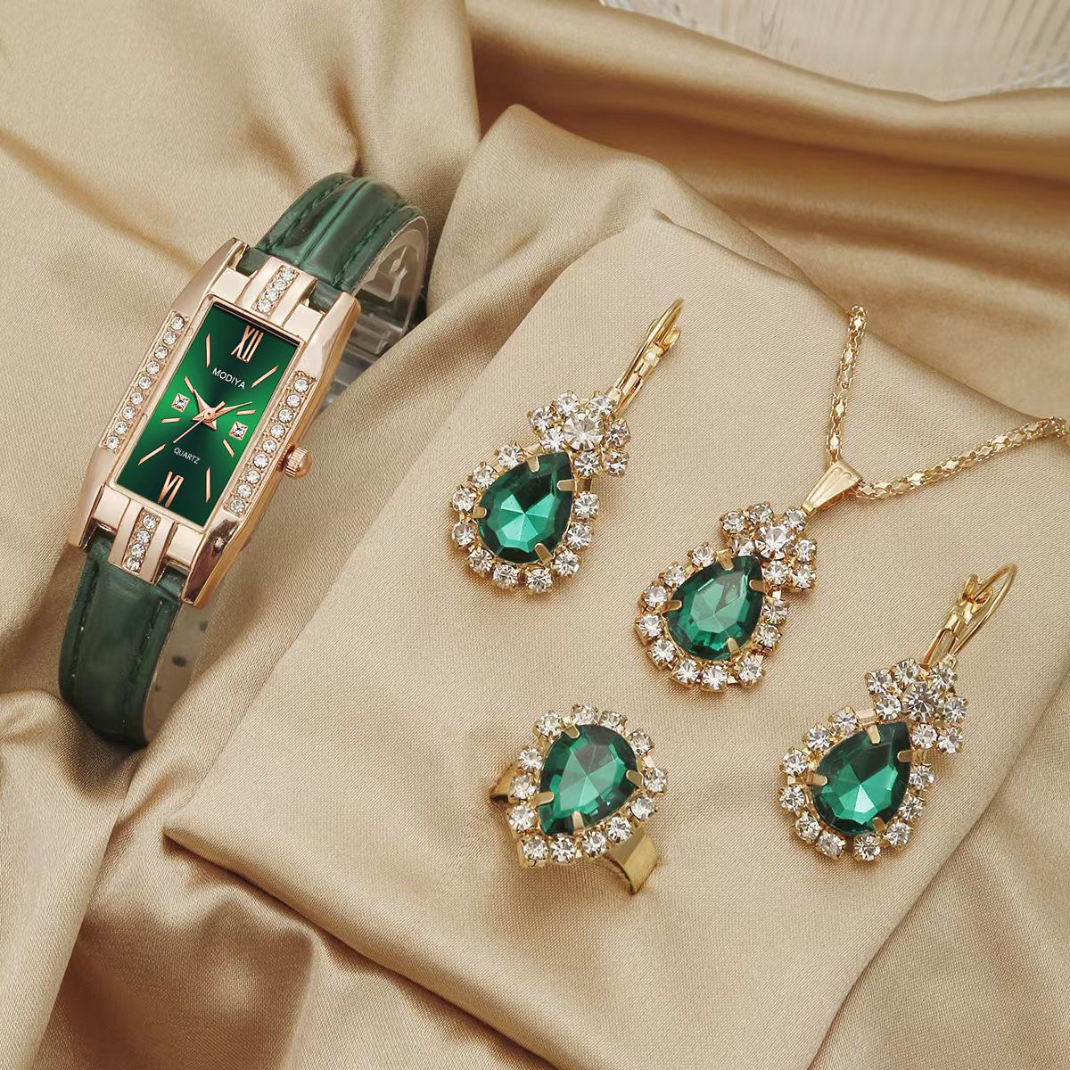 UPHUI 5pcs Stylish Women Rome Square Dial Ladies Leather Wrist Watch Gemstone Bracelet Set Square Belt Watch+ Green Gemstone Jewelry Sets Gift For Girls