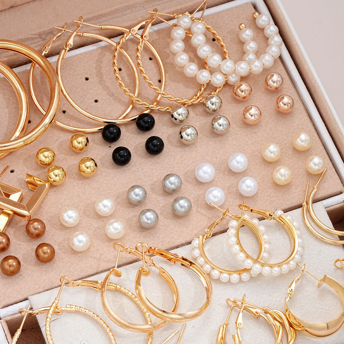 85PCS Multi piece jewelry set