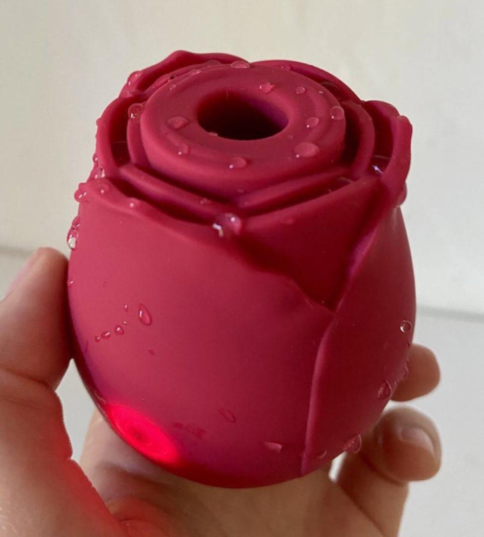 Womens Rose Clitoris Sucking Vibrator Nipples Sucker Oral Stimulator Powerful Rechargeable Adult Compact Foreplay Sex Toy For Girlfriend Wife - image 7