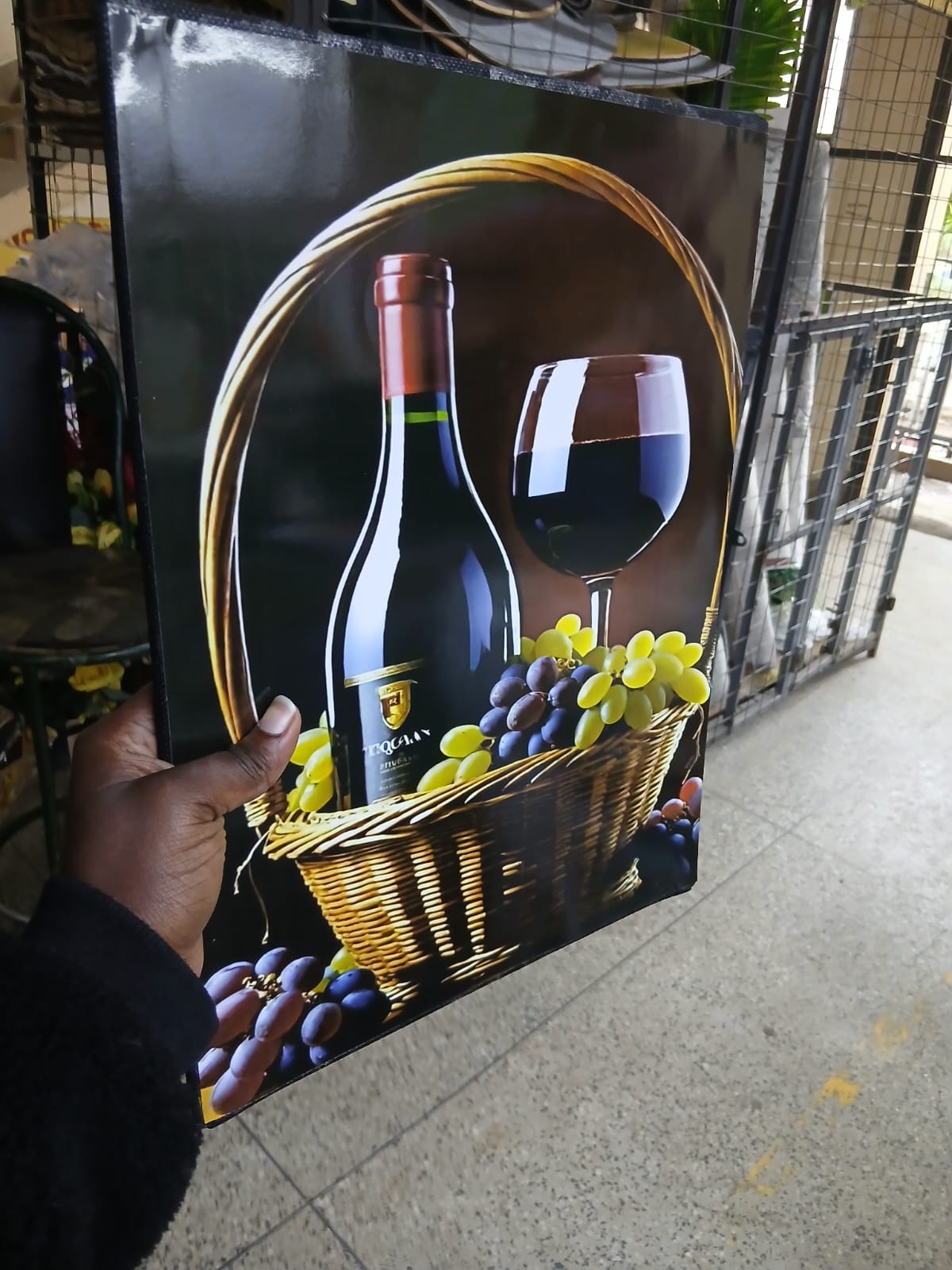 [ KILIMALL AMAZING OFFERS🤩🤩✨!!! ] (EXPERIENCE LUXURY FOR LESS❤) Single Brand New Stylish and Luxurious Fancy Portraits Exclusive and Enticing. Designed With Durability and Functionality