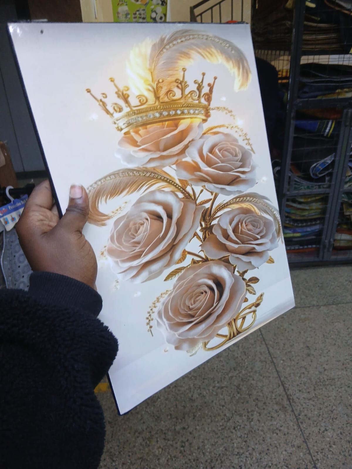 [ KILIMALL AMAZING OFFERS🤩🤩✨!!! ] (EXPERIENCE LUXURY FOR LESS❤) Single Brand New Stylish and Luxurious Fancy Portraits Exclusive and Enticing. Designed With Durability and Functionality