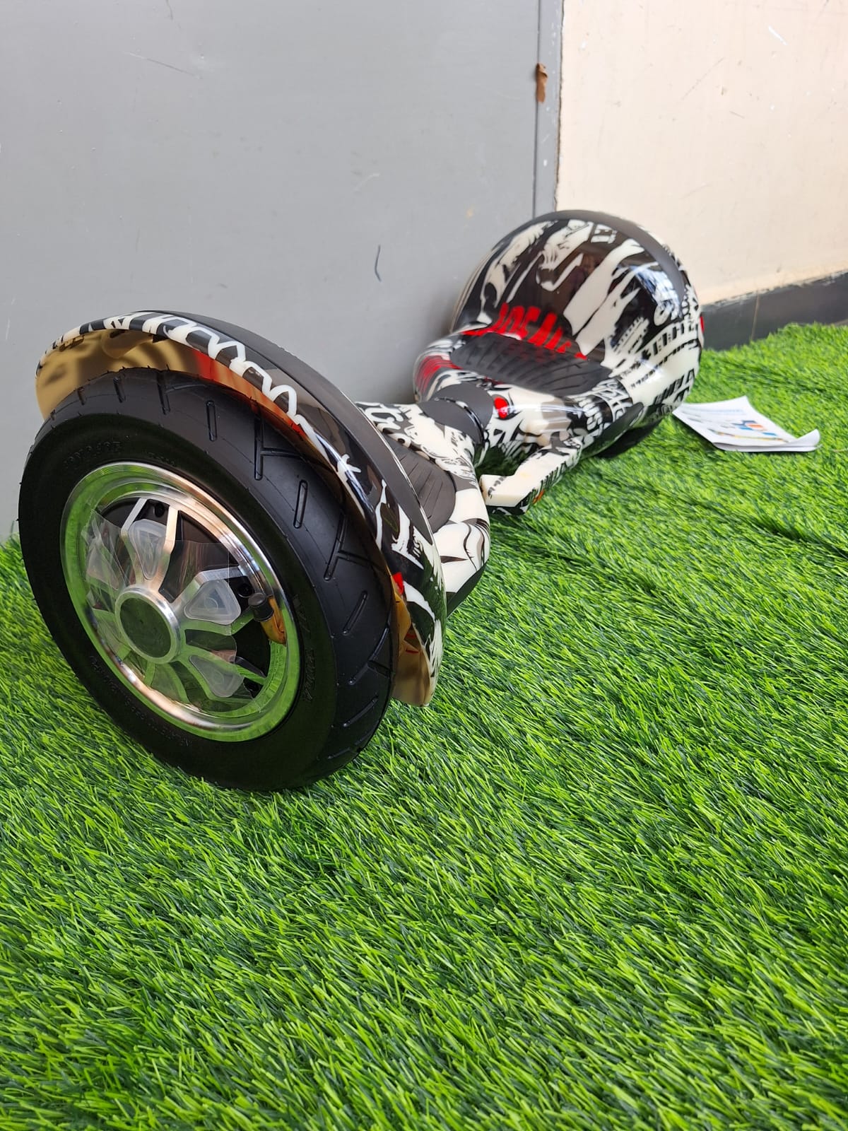 [🔥SPECIAL OFFER 🤩🤩✨ ONLY AT KILIMALL !!! ] Single Size 10 inch Classy Brand New Very High Quality Stylish and Luxurious hoverboard For Indoor and Outdoor Use.Desiring To Serve The Best Experience