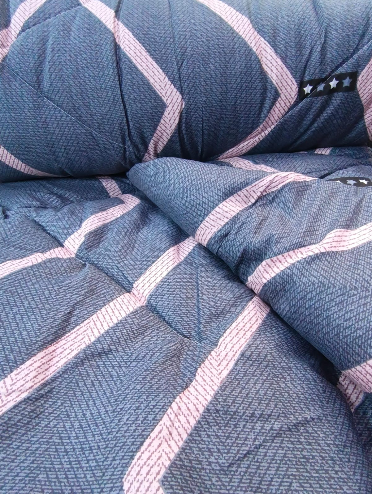 [🔥KILIMALL SPECIAL OFFER 🤩🤩✨ !!! ] 4 Pcs  Size 6X6 Brand New Classy Very High Quality Stylish and Luxurious Unbinded duvet ,One sheet & Two pillowcases at Affordable Price  ✨👌