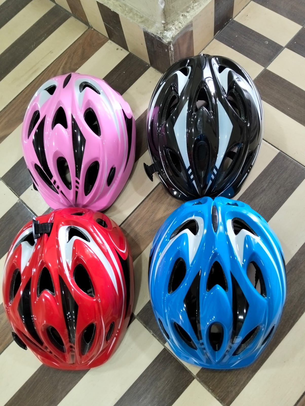 🎯 SMART OFFER 🎯 1PC Hard Protective Helmet – Safety Gear for Adults & Teens, Multi-Color Options