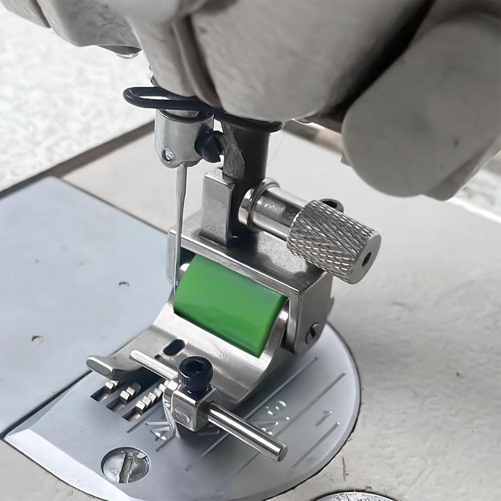 Adjustable Hemming Presser Foot with Edge Guide Roller - Anti-Wrinkle, Fit for Sewing Machines, Easy Installation