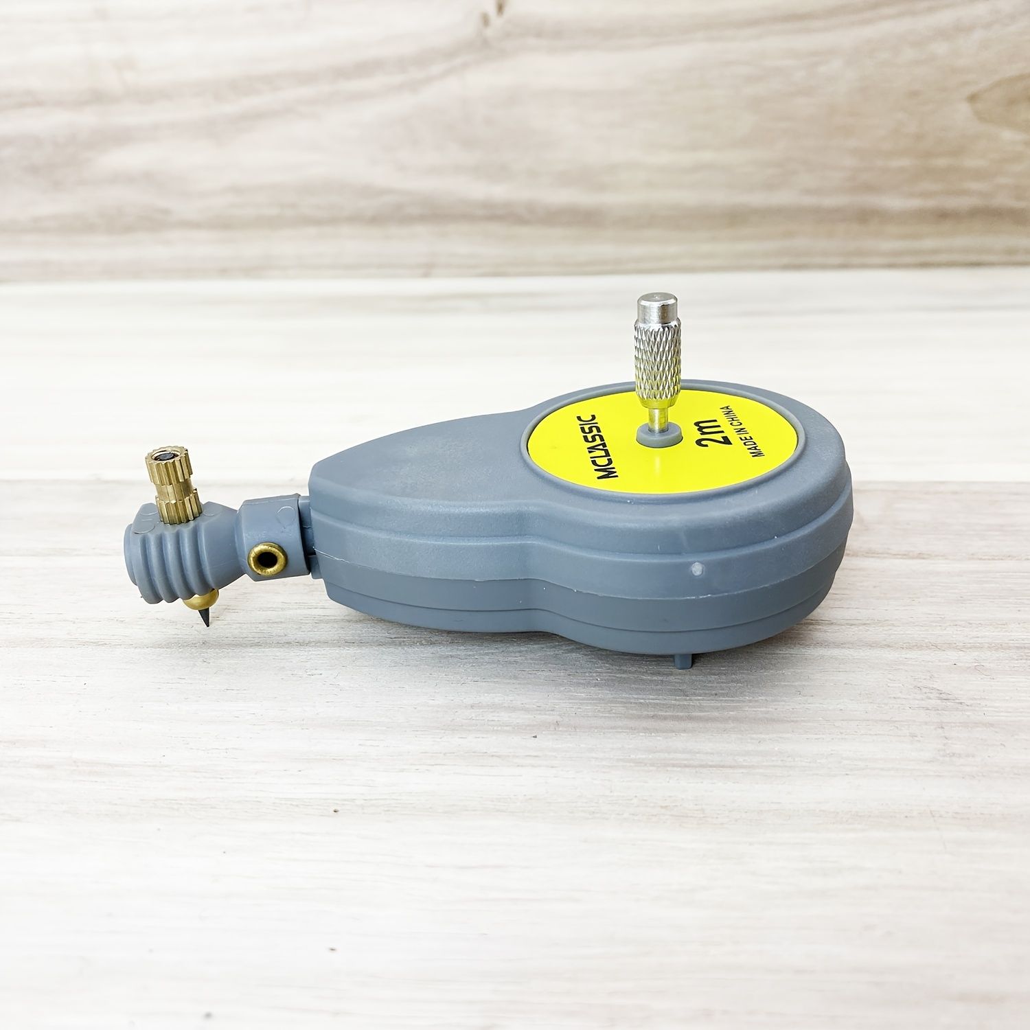 1POS A Compass With 10 Replacement Leads For Drawing Arcs, Circles, And Lines, A Unique Tool For Drawing Circles, And A Ruler With 10 Leads.