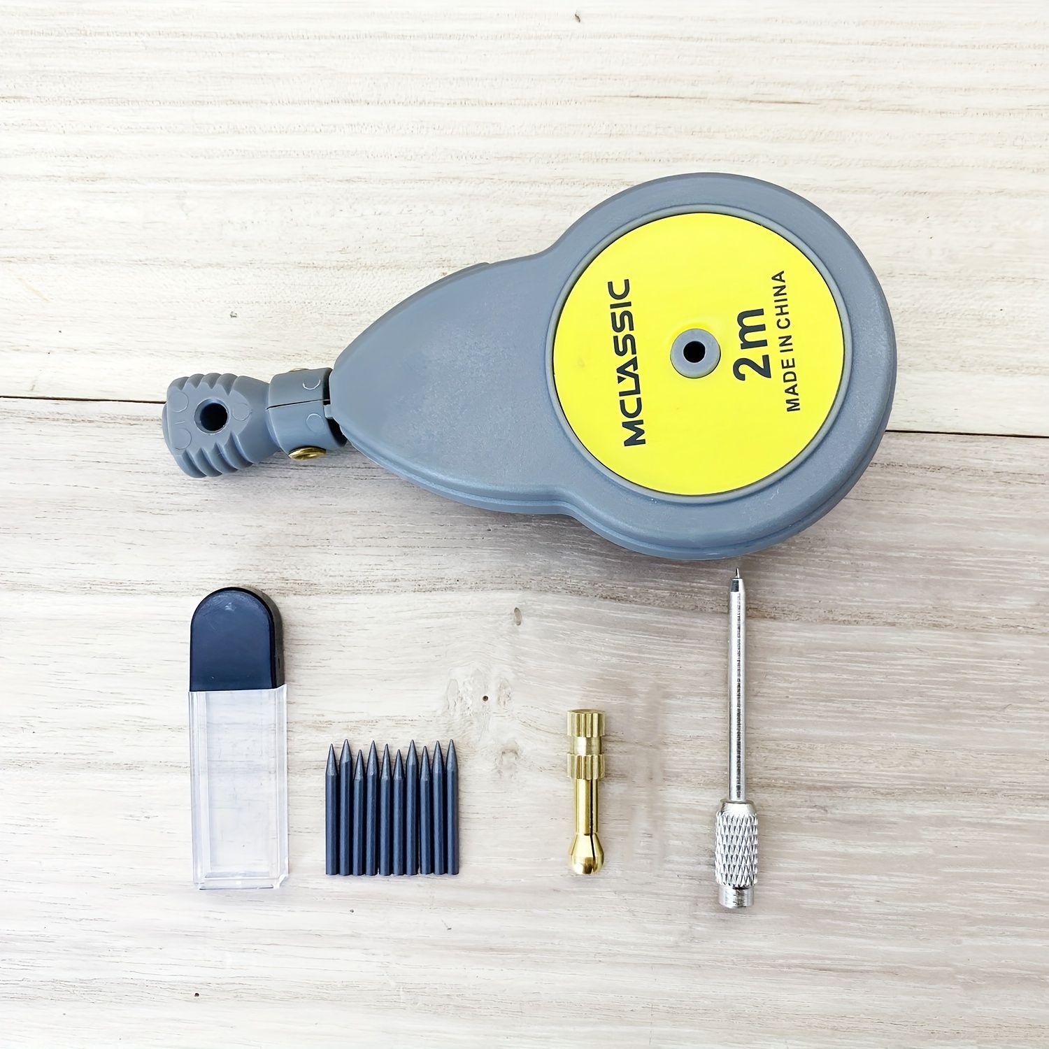 1POS A Compass With 10 Replacement Leads For Drawing Arcs, Circles, And Lines, A Unique Tool For Drawing Circles, And A Ruler With 10 Leads.