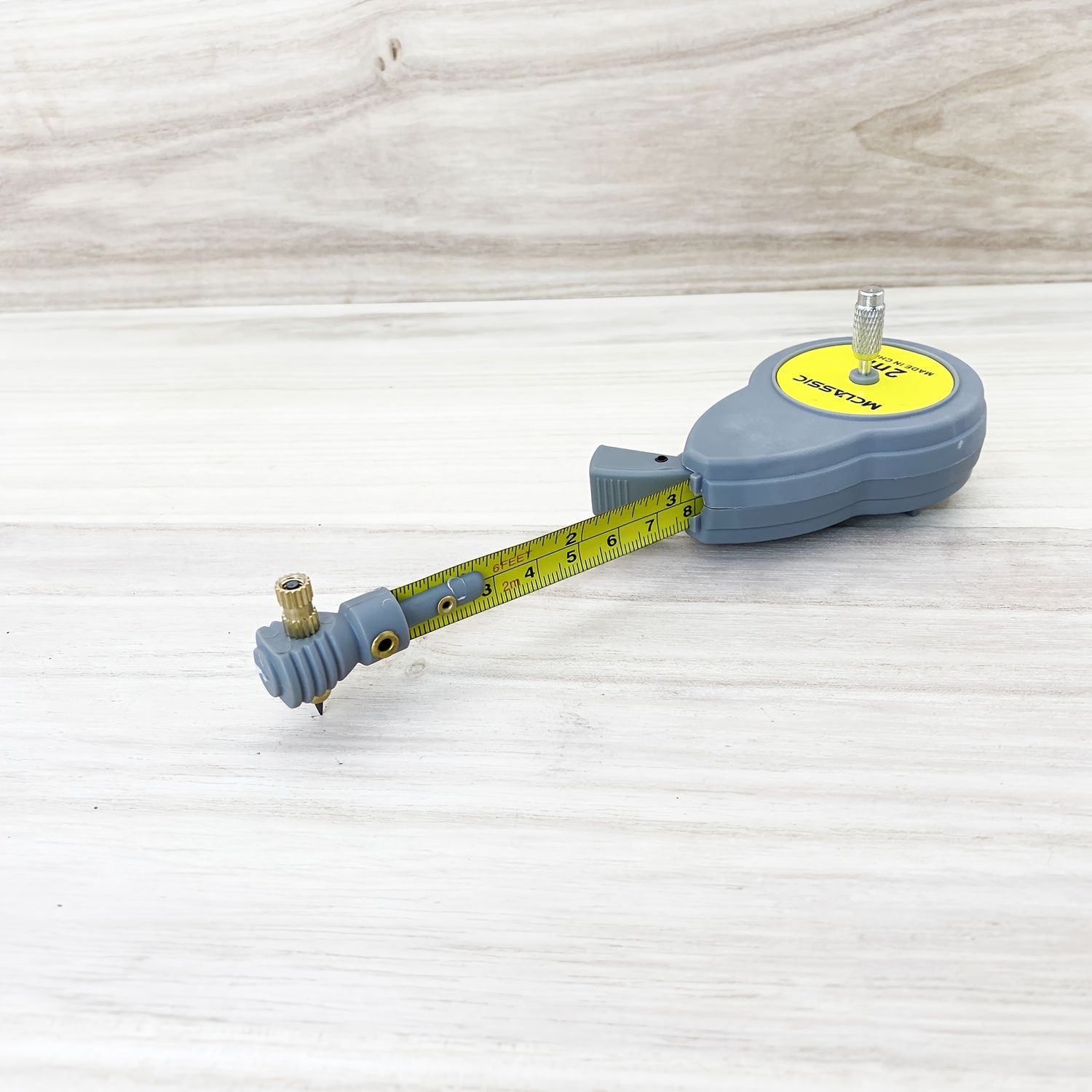 1POS A Compass With 10 Replacement Leads For Drawing Arcs, Circles, And Lines, A Unique Tool For Drawing Circles, And A Ruler With 10 Leads.