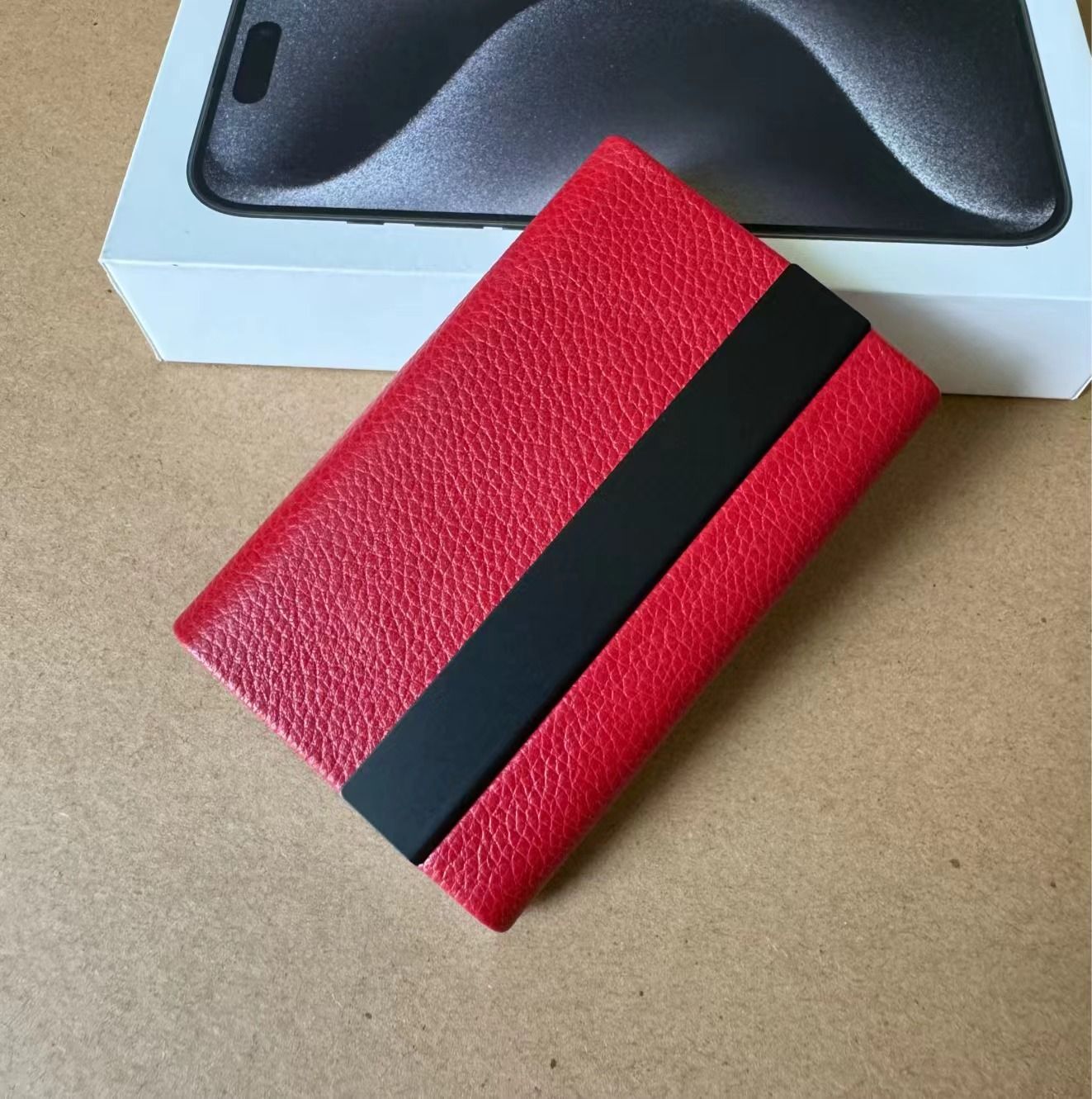 (Genuine Leather) Titanium Black Metal Business Card Case Men's Business Card Holder Business Creative Business Card Case Bank Card Bag
