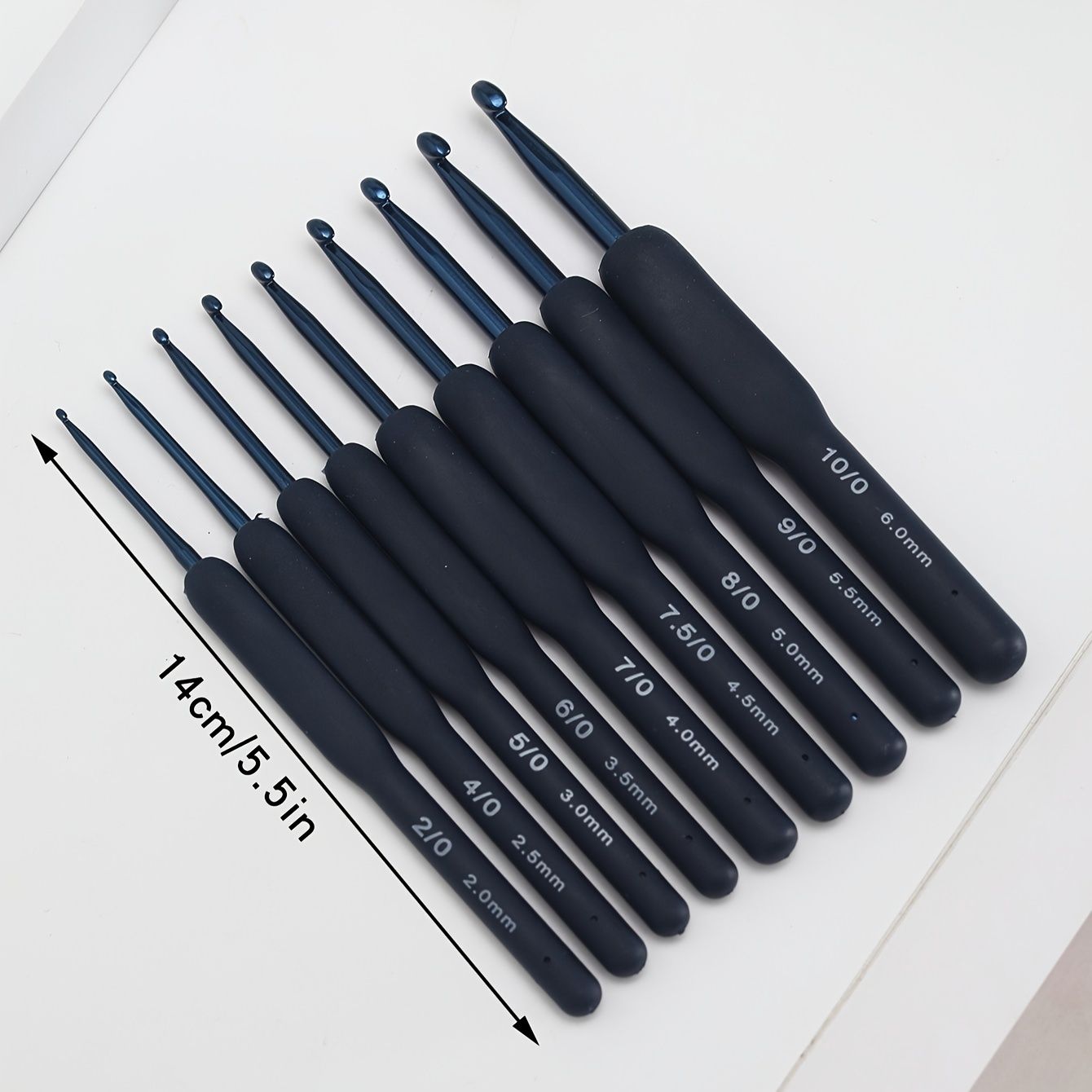 9pcs Ergonomic Crochet Hook Set with Soft Grip for Arthritic Hands, Beginner-Friendly Crochet Needle Set and Accessories