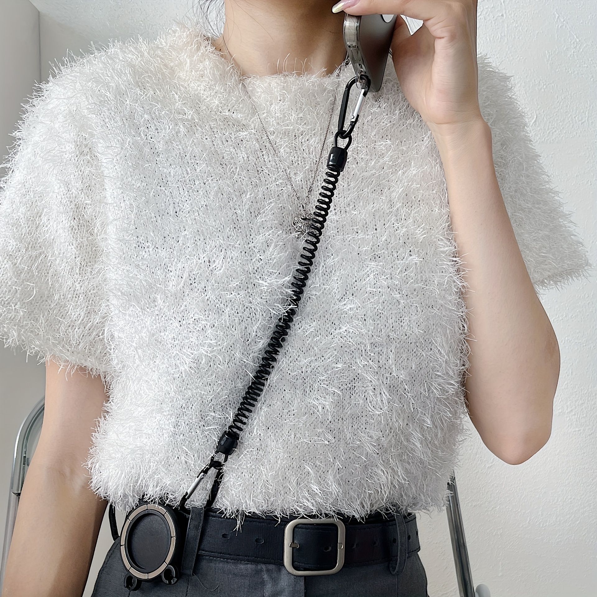 The New Magnetic Clip, Mobile Phone Holder, Belt Storage, Backpack Clip, Anti-dropping, Hands-free, Men's And Women's Models