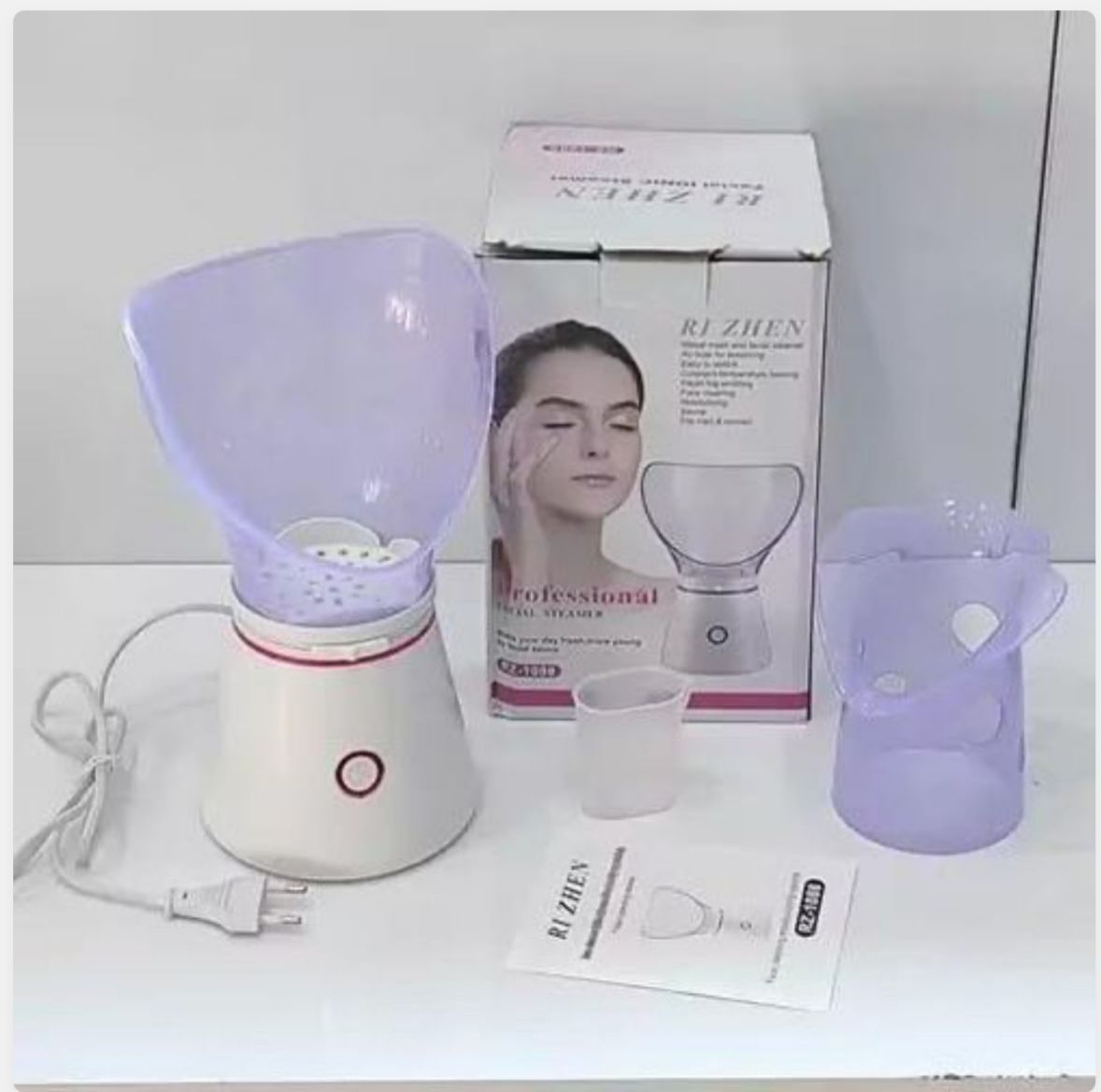 Facial Steamer This elegant facial steamer contains Nano-ionic steam that strongly penetrates deeply into skin to quickly moisturize skin and supplement skin moisture.