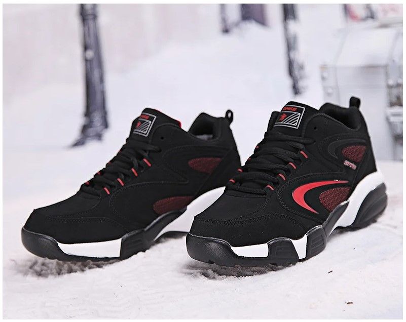 Lace Up Sneakers Men’s Sport ShoesStylish Design: Modern and sleek, perfect for any casual or semi-formal occasion. Comfortable Fit: Cushioned insoles and breathable material ensure all-day comfort.