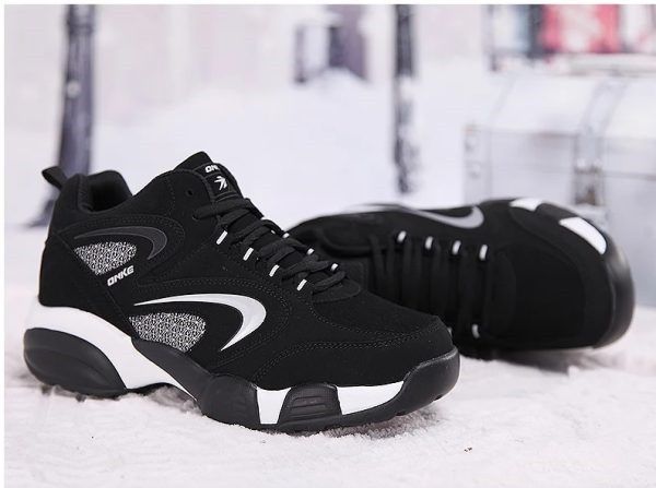 Lace Up Sneakers Men’s Sport ShoesStylish Design: Modern and sleek, perfect for any casual or semi-formal occasion. Comfortable Fit: Cushioned insoles and breathable material ensure all-day comfort.