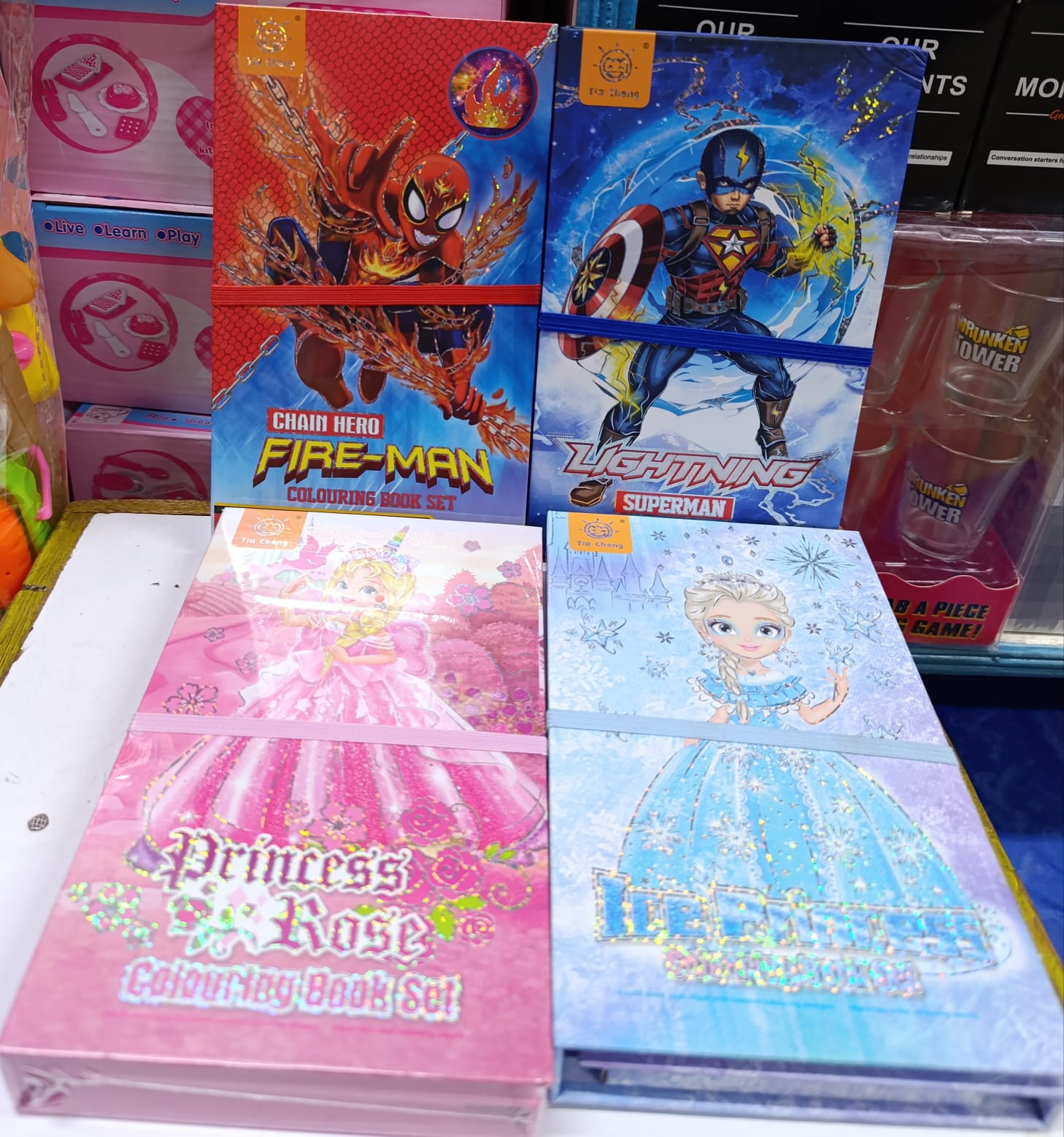 Colouring set for girl
📌Frozen themed
📌Has 60 pages and 8 colour pencil