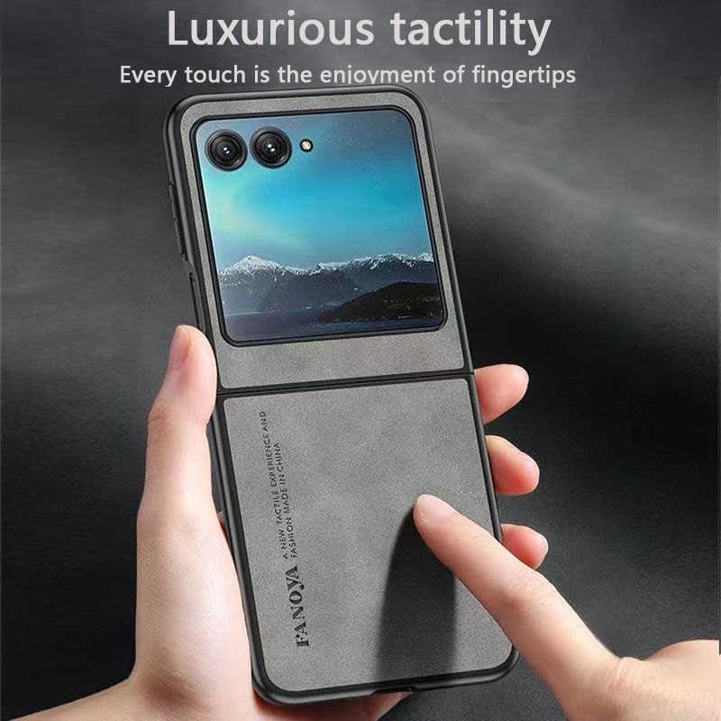Luxury Business Retro Leather Phone Case For Motorola Razr 50, Shockproof Fall prevention Protective Case