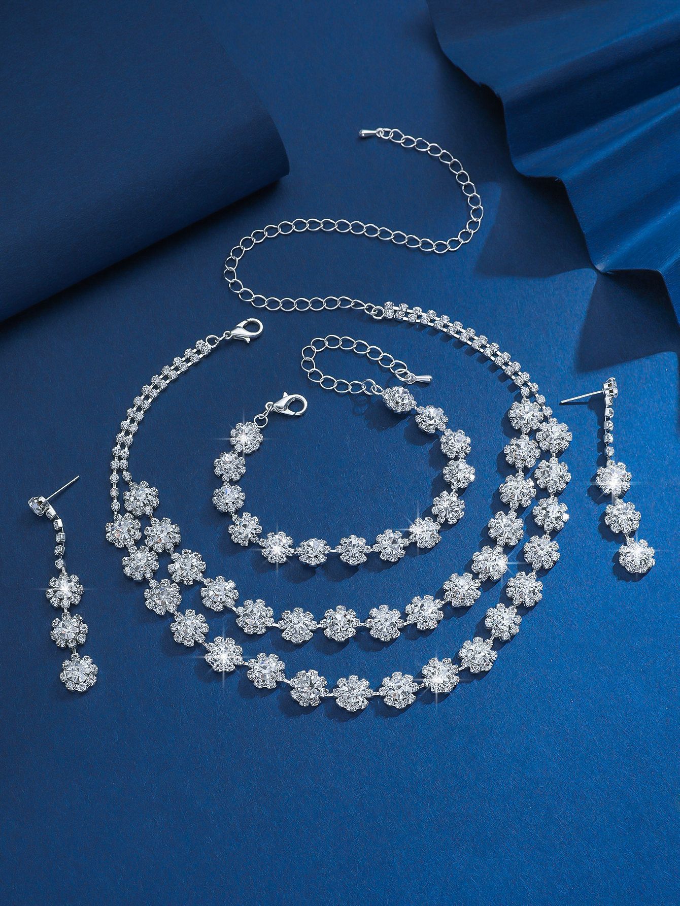Bridal Jewellery Set Fashion Rhinestone Full Necklace Earrings Bracelet Three Piece Set
