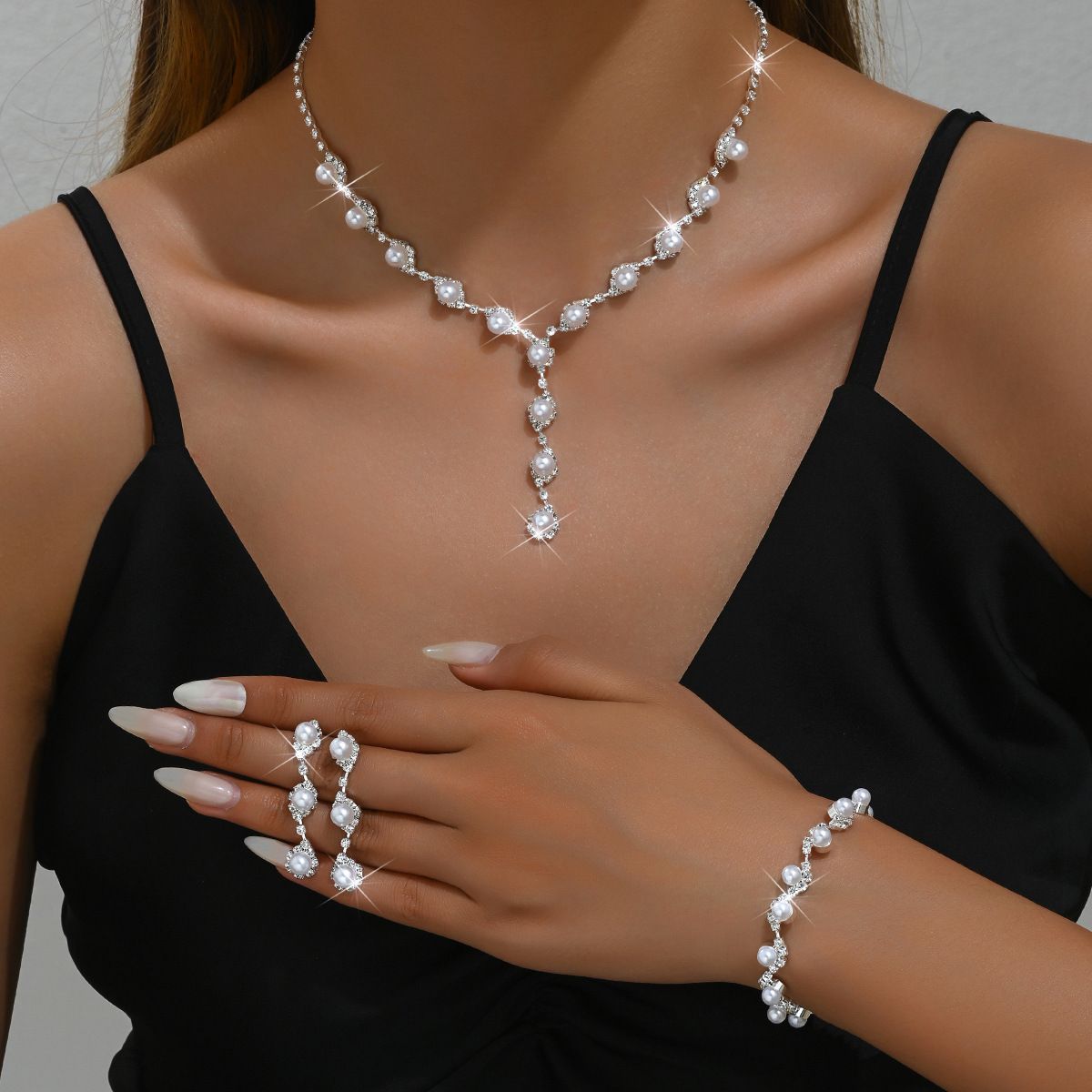 Simple and Fashionable Women's Necklace Pearl Set Rhinestone Bridal Jewelry Set