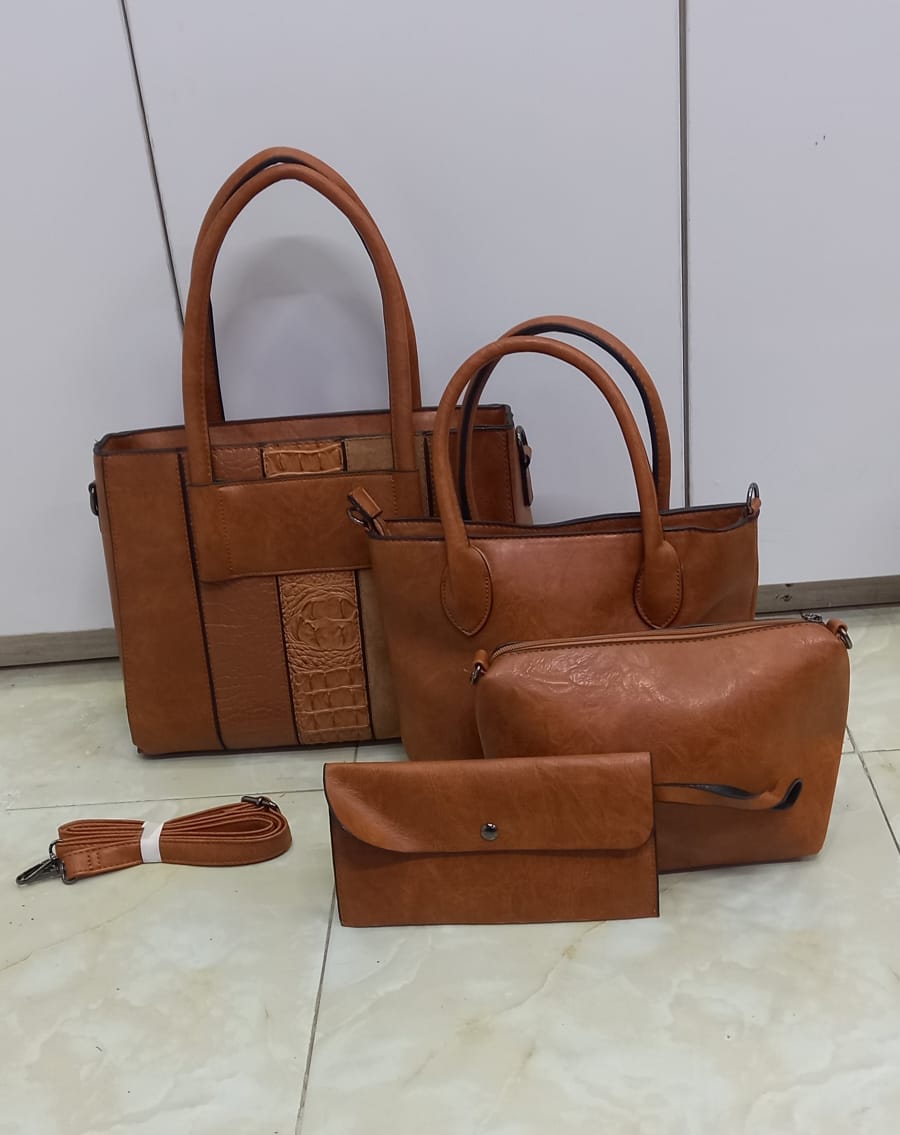 🔔 ALERT OFFER 🔔 ]  -  4 in 1 High  Quality  Luxurious Women  Handbags at Give away Price and of very high quality