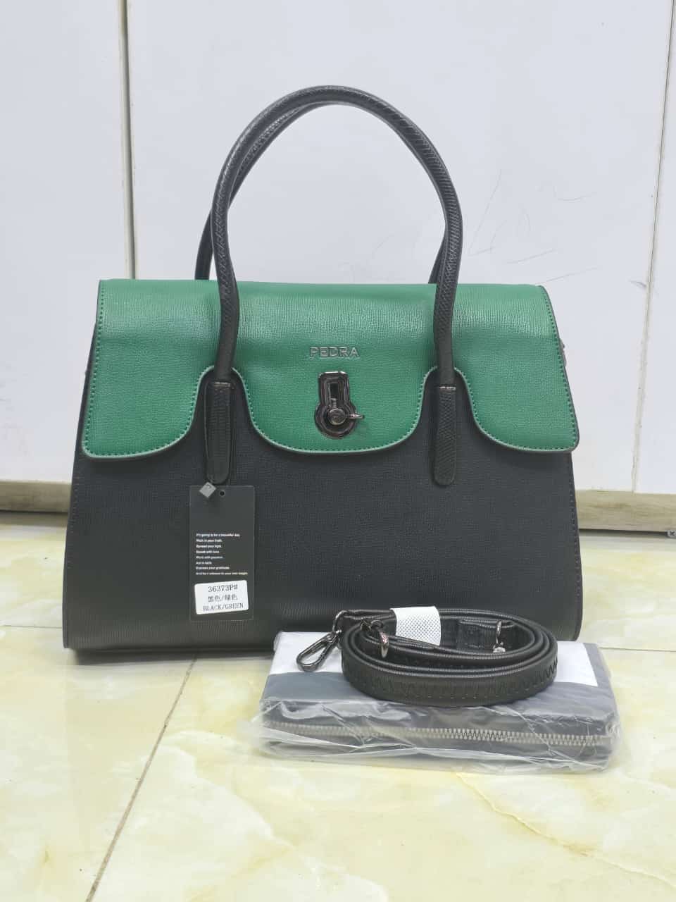 🎁 SURPRISE OFFER 🎁 - 1Pc Classy Large Size Women Handbag Lady Corduroy Shoulder Bag Ladies Handbags Sling Bags Hand Bags For  Ladies At Affordable Price