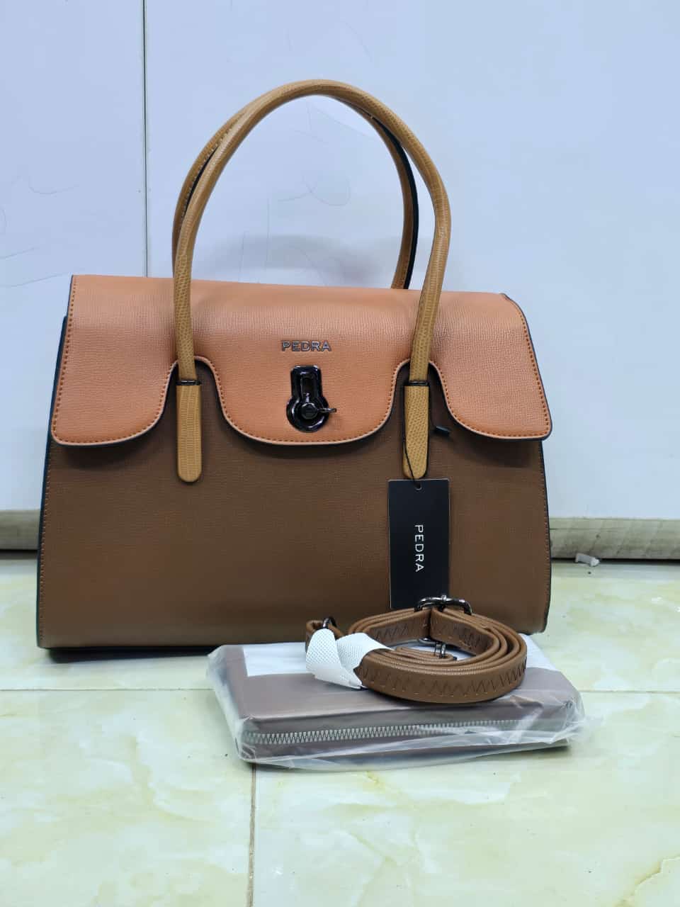 🎁 SURPRISE OFFER 🎁 - 1Pc Classy Large Size Women Handbag Lady Corduroy Shoulder Bag Ladies Handbags Sling Bags Hand Bags For  Ladies At Affordable Price