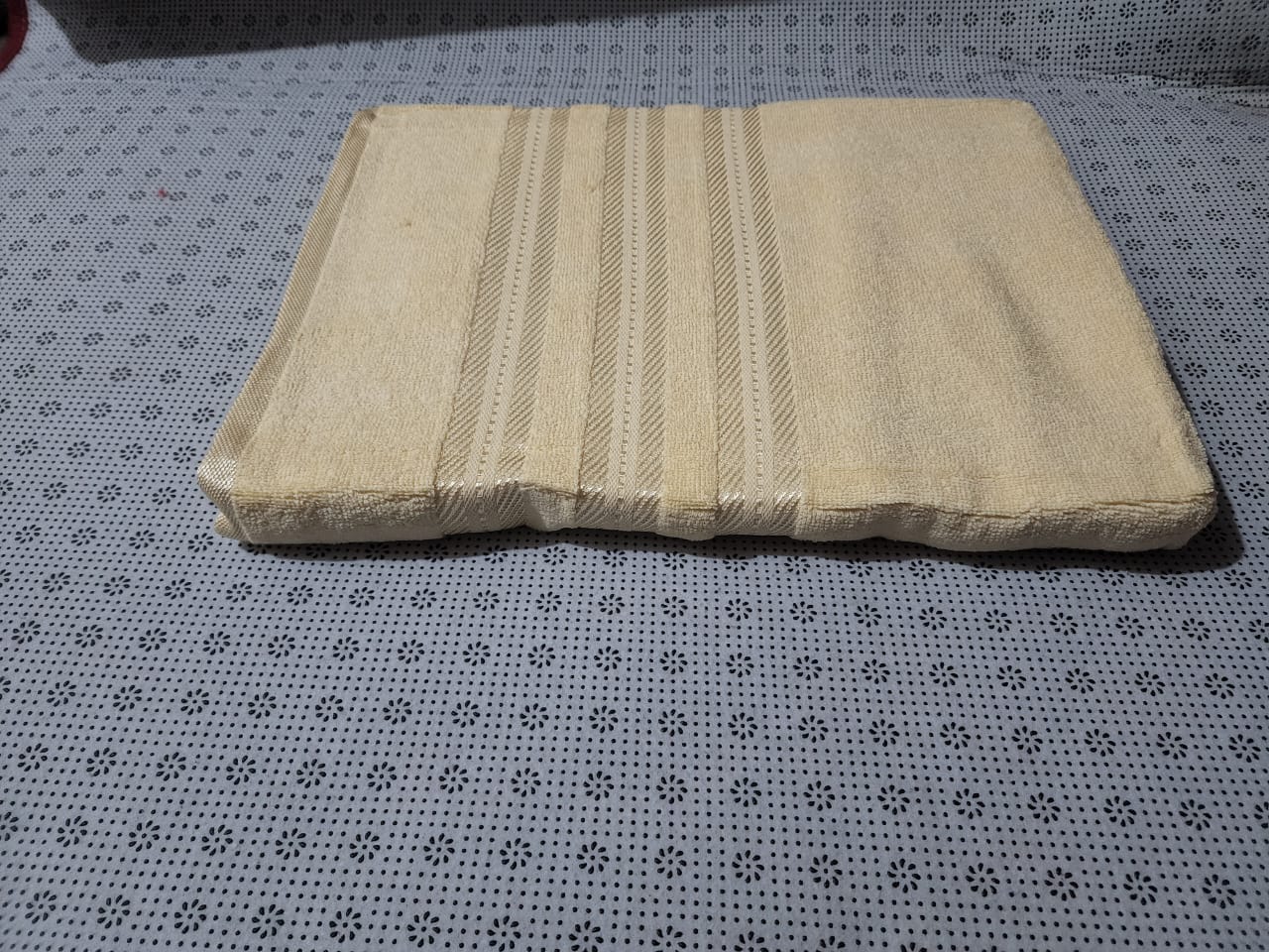 💥 SUPER OFFER 💥- 1PC Classy  HIS coloured towels  Large (90x165cm) At Affordable Price And Of Very High Quality