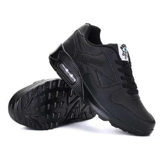 🎯 LIMITED OFFER 🎯 - NEW ARRIVAL 1 Pair Ladies fashion sneakers At Affordable Price