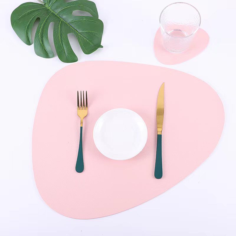 [ GRAB IT AT LOW PRICE+ ADDED OFFERS 🤩🤩✨ !!! ] 12pcs Brand New Very Quality Affordable  Leather table mats (6pcs tablemats & 6pcs coaster )