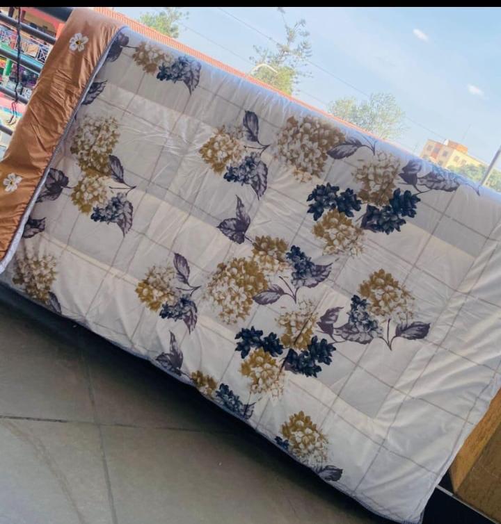 [ EXPERIENCE LUXURY FOR LESS!!!]🔥 🥑🌽ONLY AT KILIMALL !!! ]  4Pcs Size 6X7 Classy Brand New High Quality Durable  and Luxurious Cotton Duvet ,One Sheet & Two Pillowcases   at Affordable Price