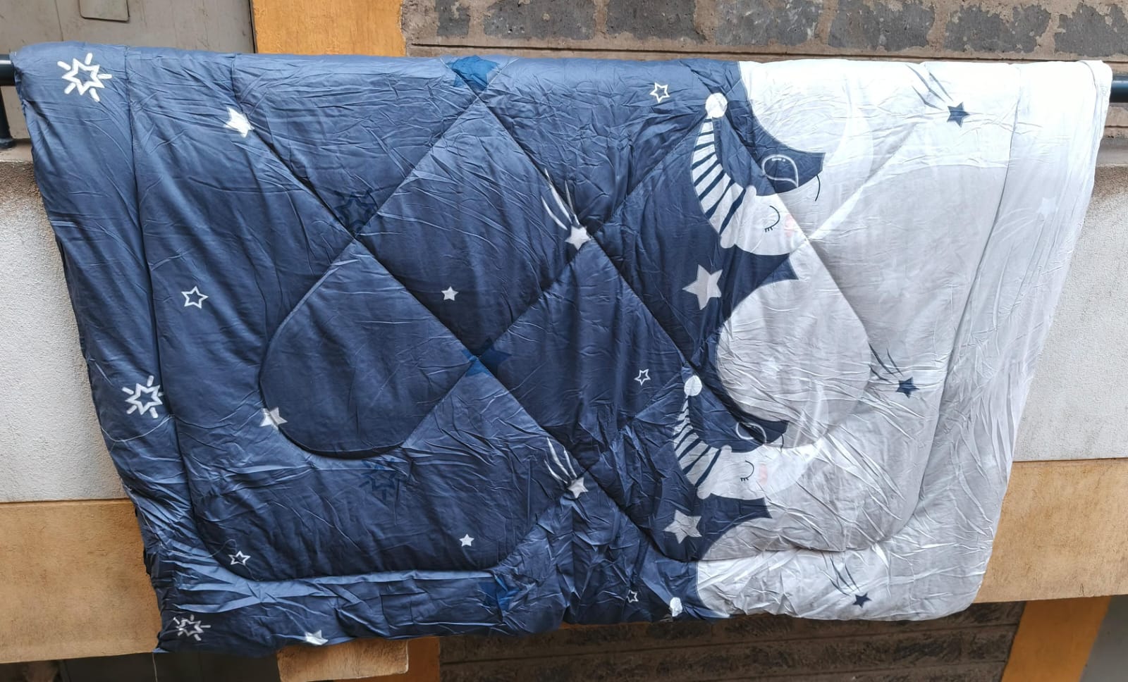 [ EXPERIENCE LUXURY FOR LESS!!!]🔥 🥑🌽ONLY AT KILIMALL !!! ]  4Pcs Size 6X6 Classy Brand New High Quality Durable  and Luxurious Unbinded Duvet ,One sheet & Two pillowcases   at Affordable Price